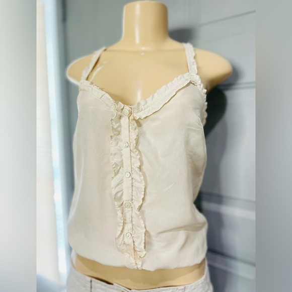 Abercrombie & fitch New York  100% silk top size small in a cream ivory color - Picture 1 of 10